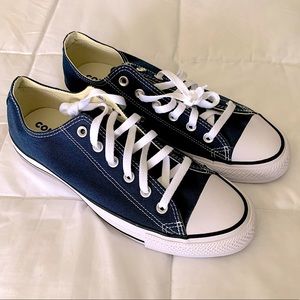 New Converse Chuck Taylor’s Sneakers - Navy 10W/8M